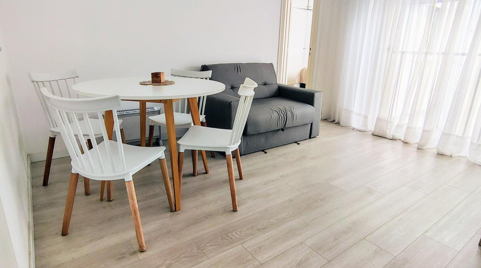 Departamento En Crespo - Movistar Arena